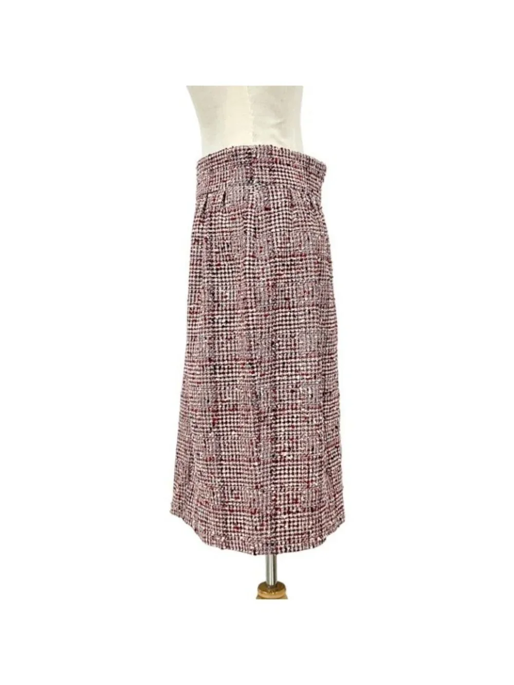 Chanel Red Tweed Middle Skirt